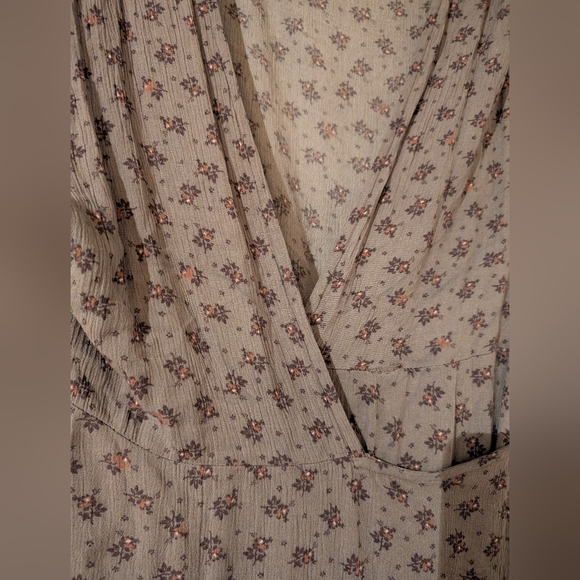 Short sundress wraparound - Picture 3 of 4